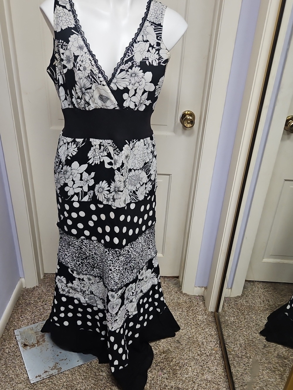 jonathan martin Black & White Mixed-Print V-Neck Maxi Dress